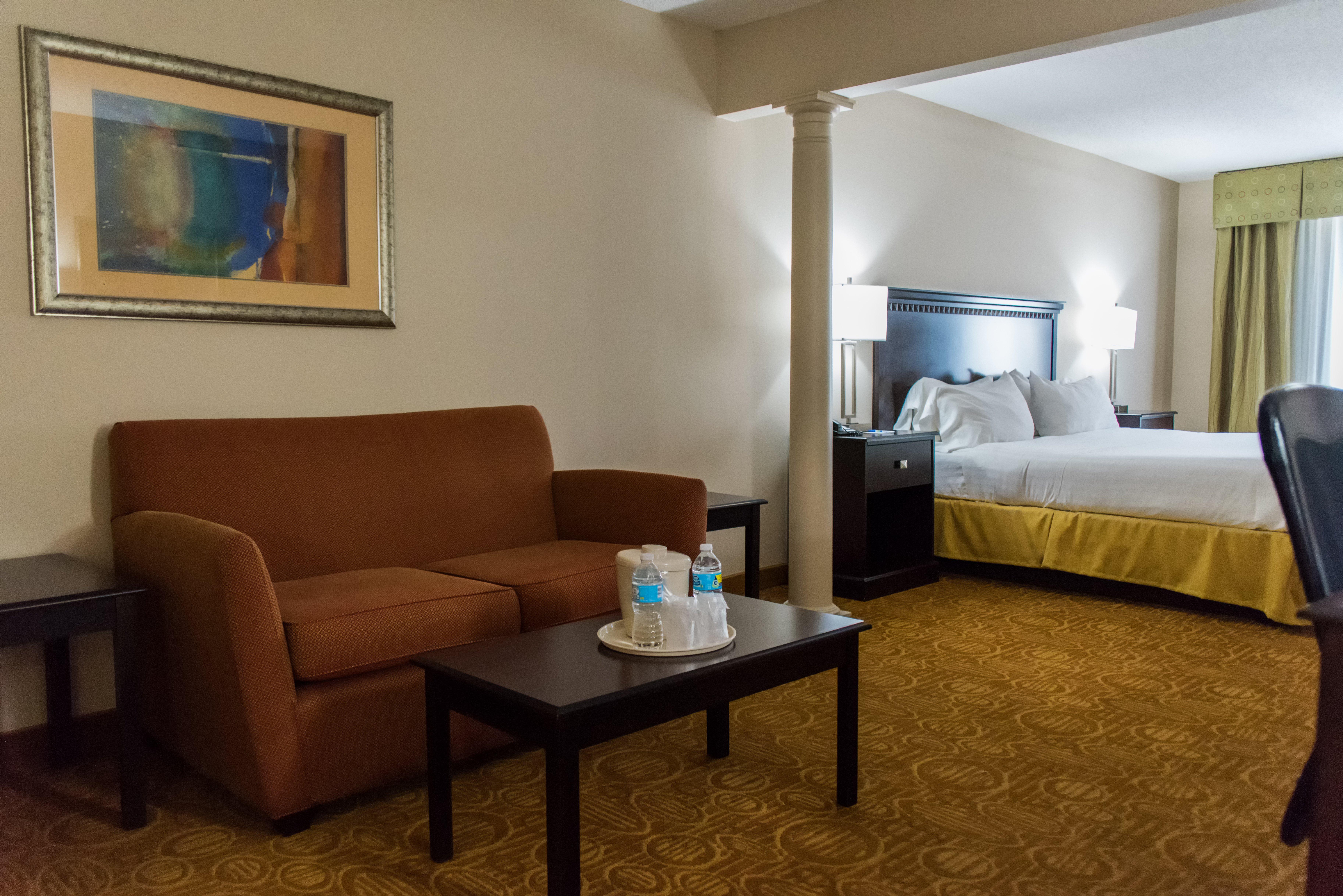 Holiday Inn Express Hotel & Suites Kinston By Ihg Extérieur photo
